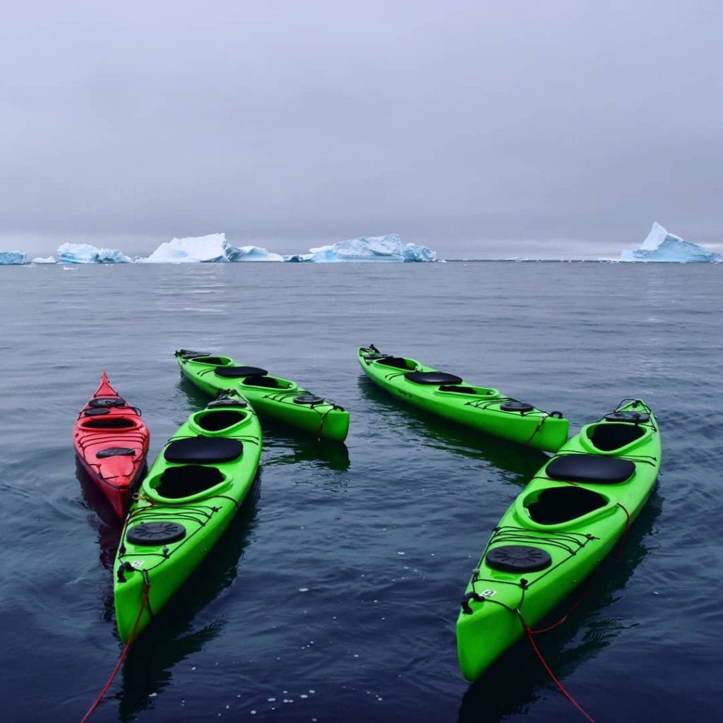 kayaking-in-antartica