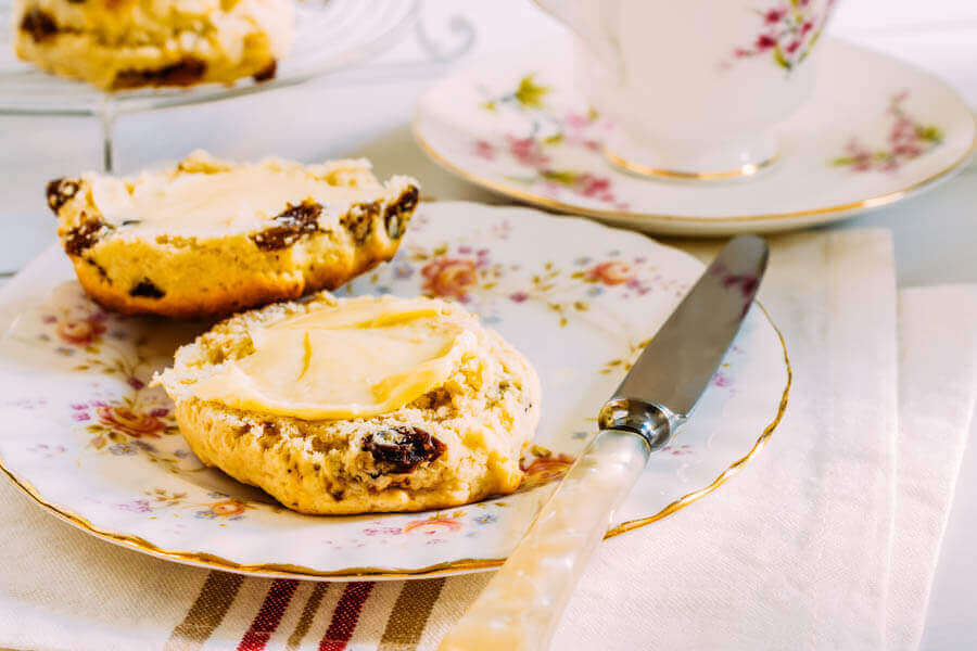 famous-sultana-scones