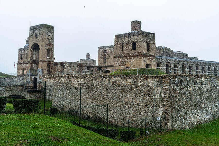 famous-krzyztopor-castle
