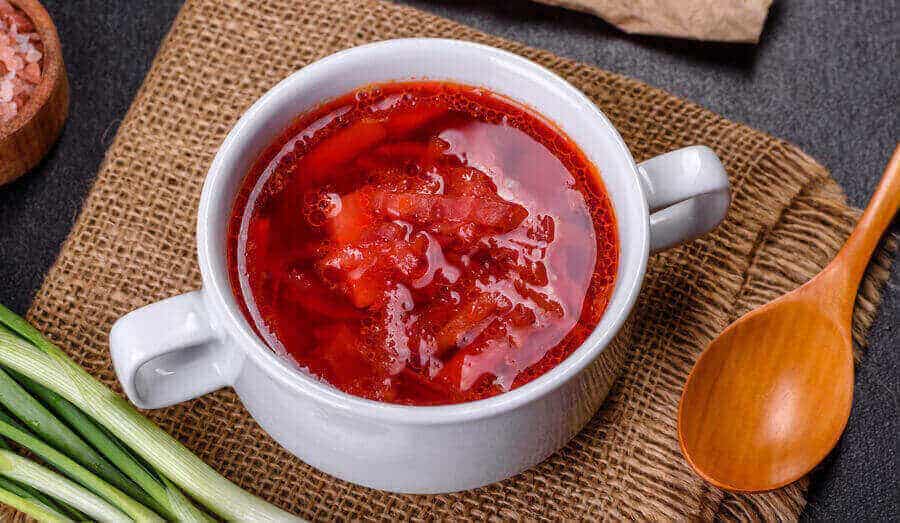 traditional-food-borscht