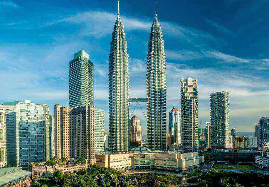 popular-petronas-towers