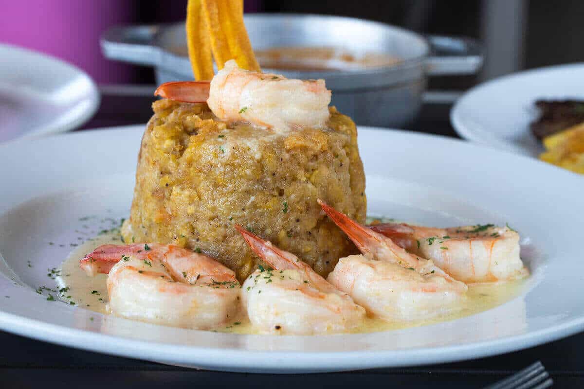 Mofongo Relleno de Camarones (Mofongos)