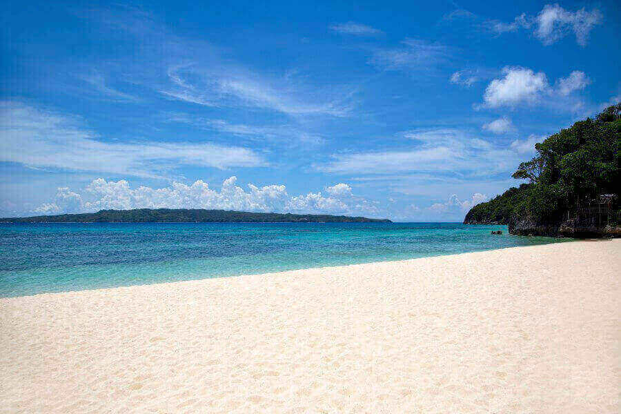 famous-boracay-beach