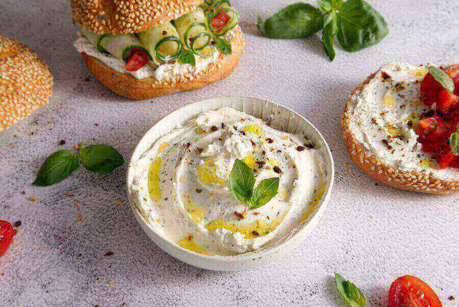 labneh-spread