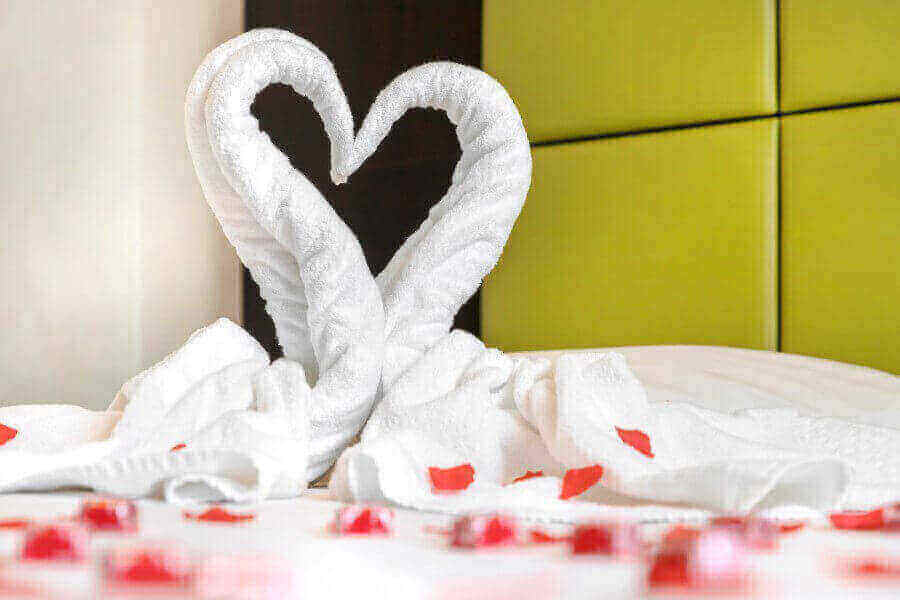 love-motels-everywhere