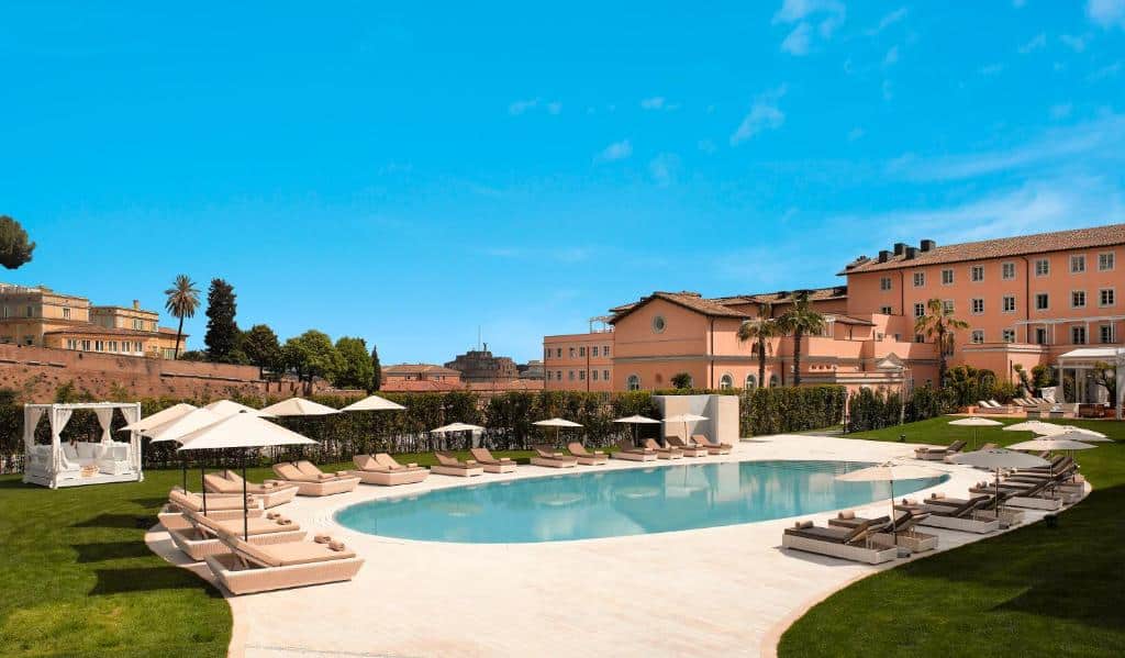 villa agrippina gran meila swimming pool