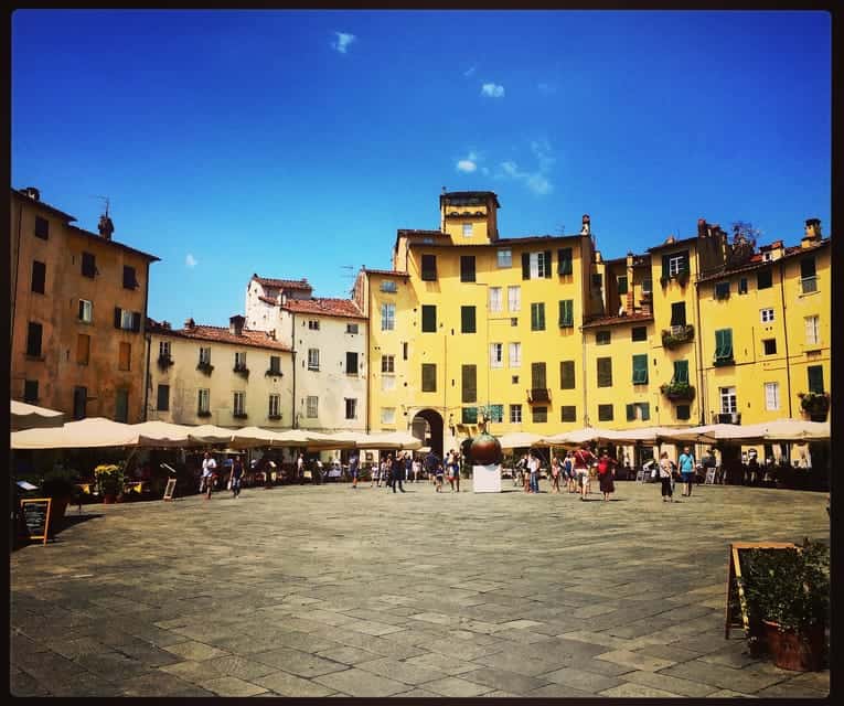 Lucca Town Square - Lucca Day Trip from Florence