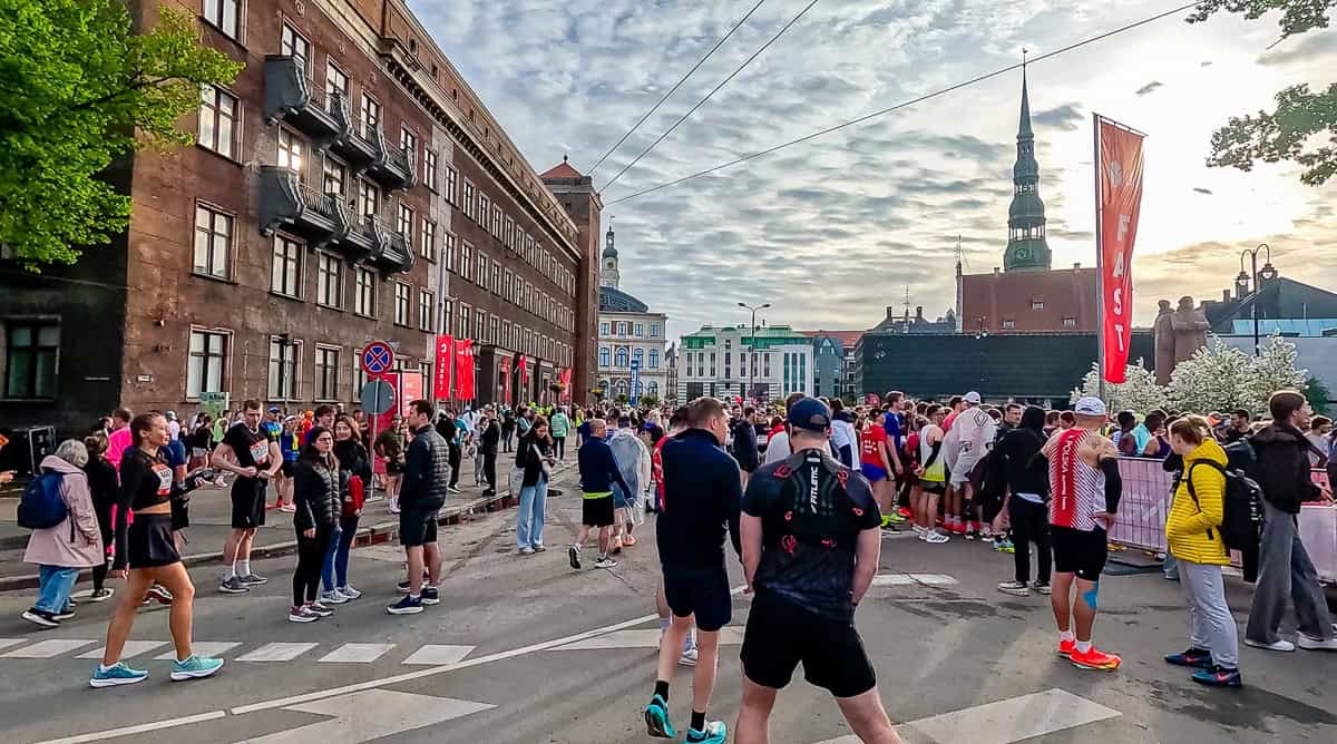 riga-marathon-starting-line.jpg